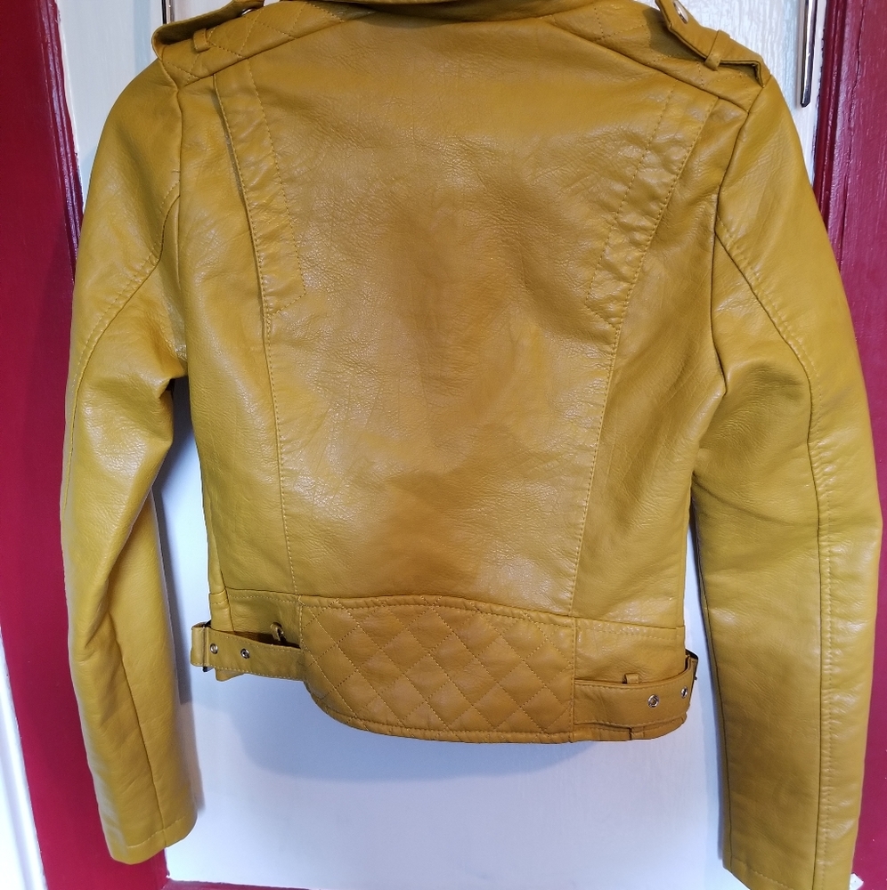 Leather Jacket - Picture 3 of 4